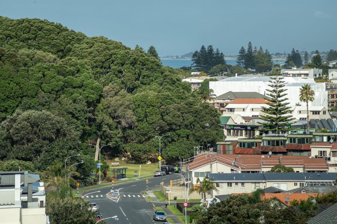 Superb Elevated Views Of Harbour With Heated Pool, Gym & Parking Mount Maunganui Exterior foto